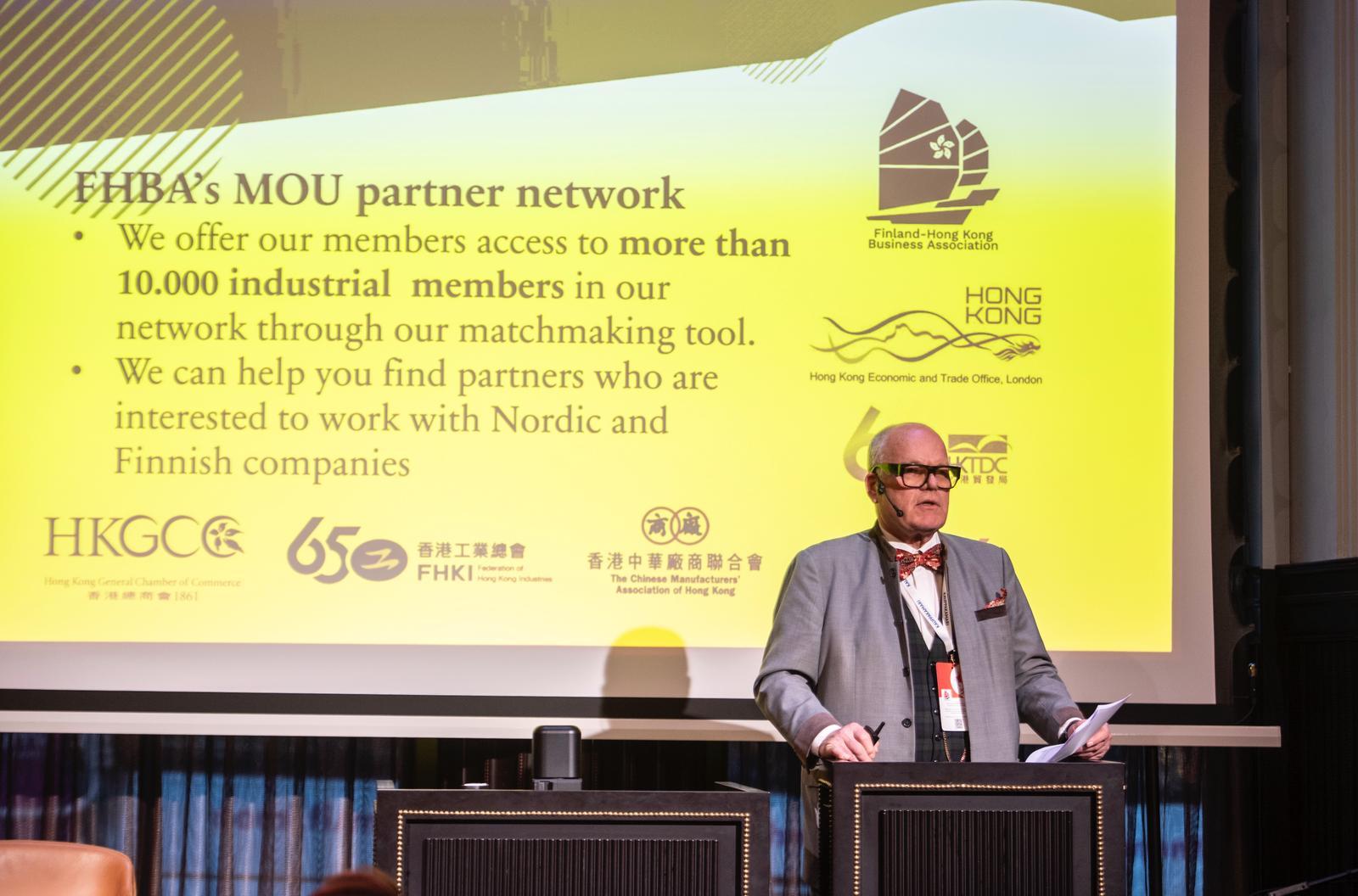 The Hong Kong Economic and Trade Office in London (London ETO), in collaboration with Invest Hong Kong and the Hong Kong Trade Development Council, hosted two celebratory and promotional events under the Economic and Trade Express platform to celebrate the Year of the Horse in Copenhagen, Denmark, and Helsinki, Finland, on February 10 and 11 respectively. Photo shows the Chairman of the Finland-Hong Kong Business Association, Mr Pertti Jalasvirta, delivering a speech at the reception.