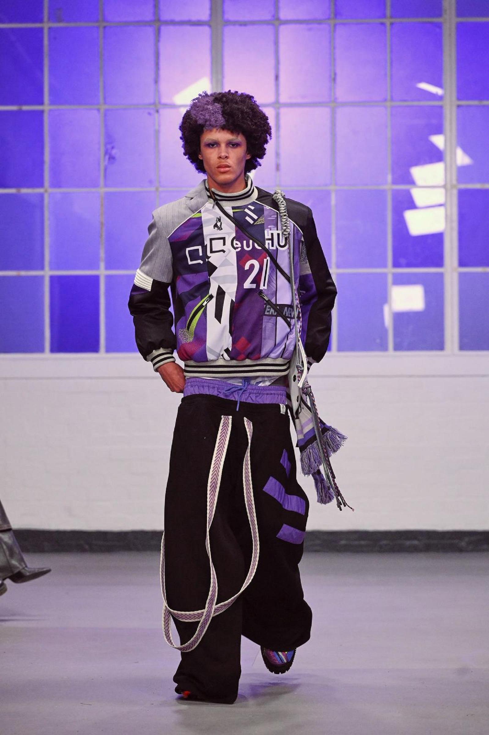 香港駐倫敦經濟貿易辦事處於二月十九日(倫敦時間)支持二○二六秋冬倫敦時裝周Fashion Hong Kong活動,展示四個傑出香港時裝品牌。圖示selfFab.的設計作品。