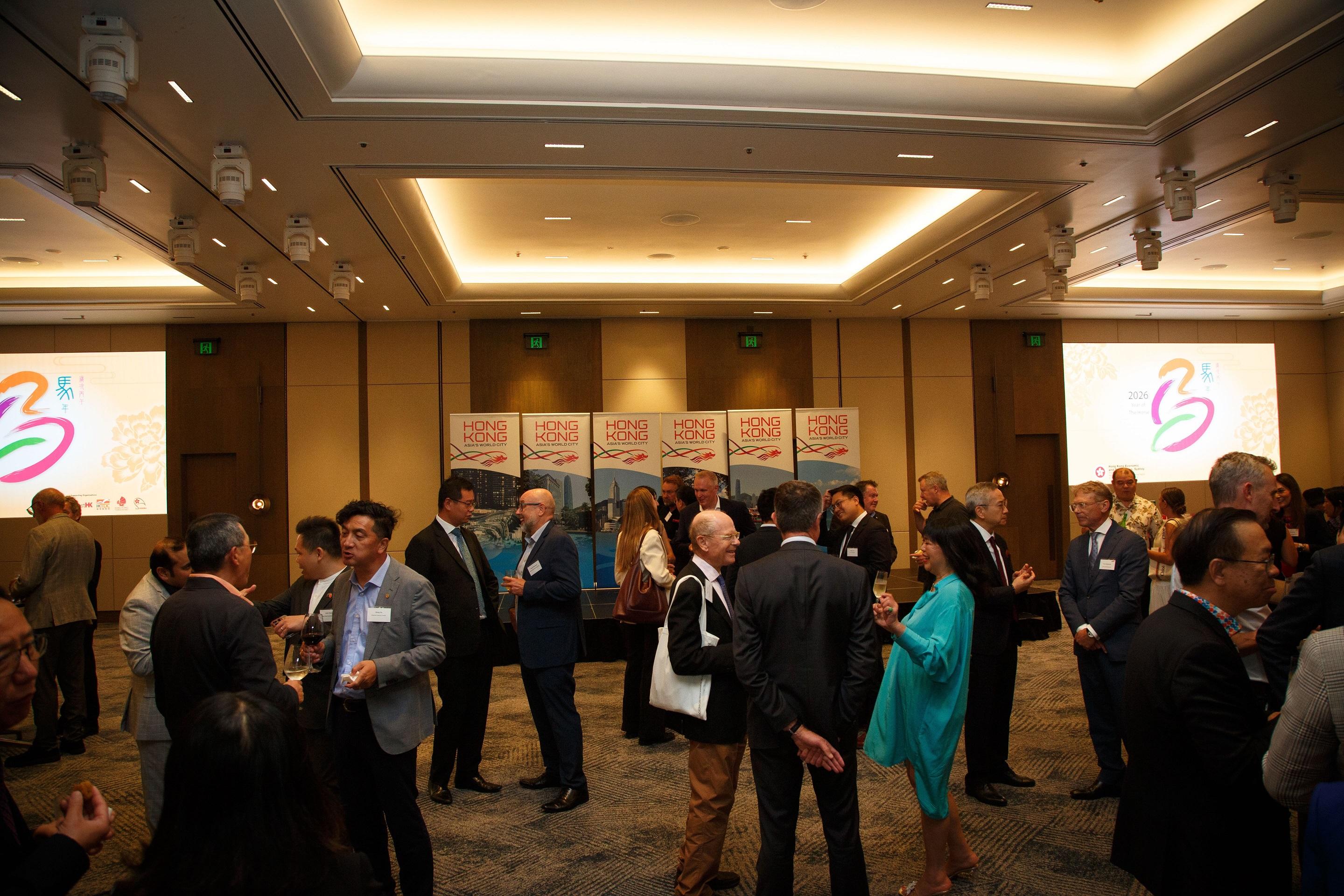 The Hong Kong Economic and Trade Office, Sydney (Sydney ETO), hosted a Chinese New Year reception in Auckland, New Zealand, yesterday (February 24, Auckland time) to celebrate the Year of the Horse. Around 150 guests from political and business circles, media, academia, community groups and government representatives attended.
