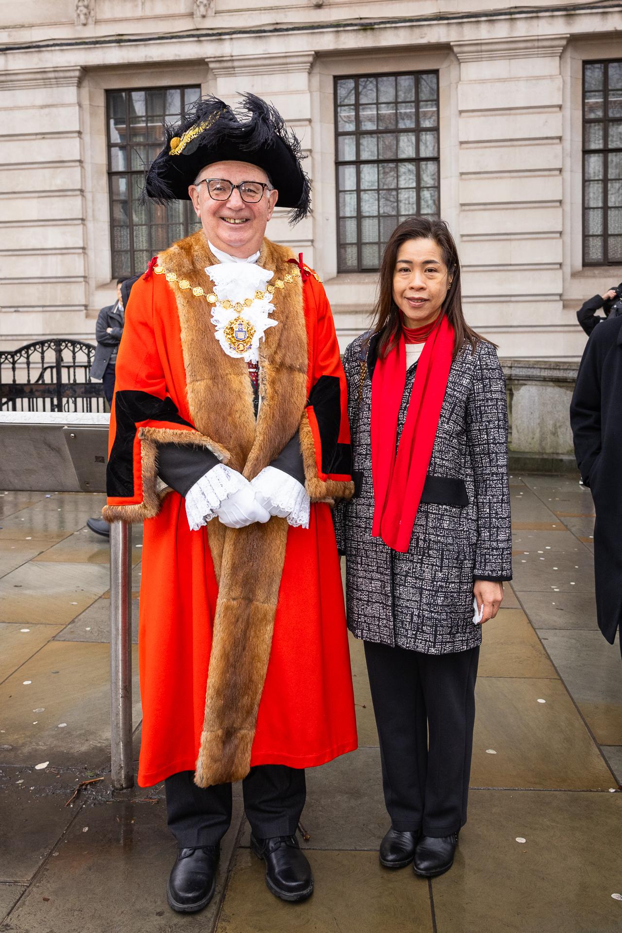 The Hong Kong Economic and Trade Office in London (London ETO) welcomed the Year of the Horse by supporting a large-scale London Chinatown celebration at Trafalgar Square, Chinatown, and Charing Cross Road in London on February 22 (London time). Photo shows the Director-General of the London ETO, Miss Fiona Chau (right), and the Lord Mayor of Westminster, Mr Paul Dimoldenberg (left), at the celebration.