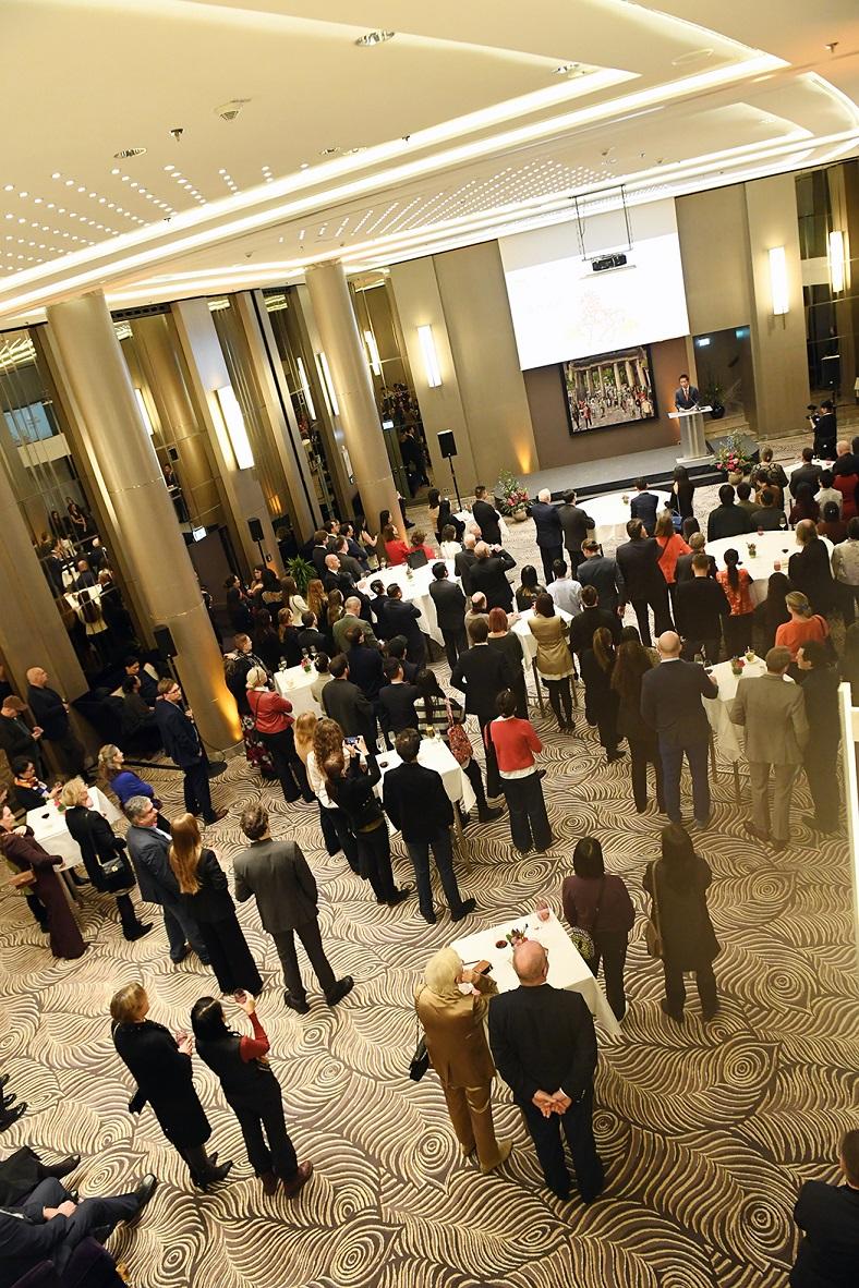 The Hong Kong Economic and Trade Office, Berlin hosted a Chinese New Year reception in Berlin, Germany, on February 26 (Berlin time) to celebrate the Year of the Horse. Guests from the political, business and cultural sectors of Germany attended the reception.