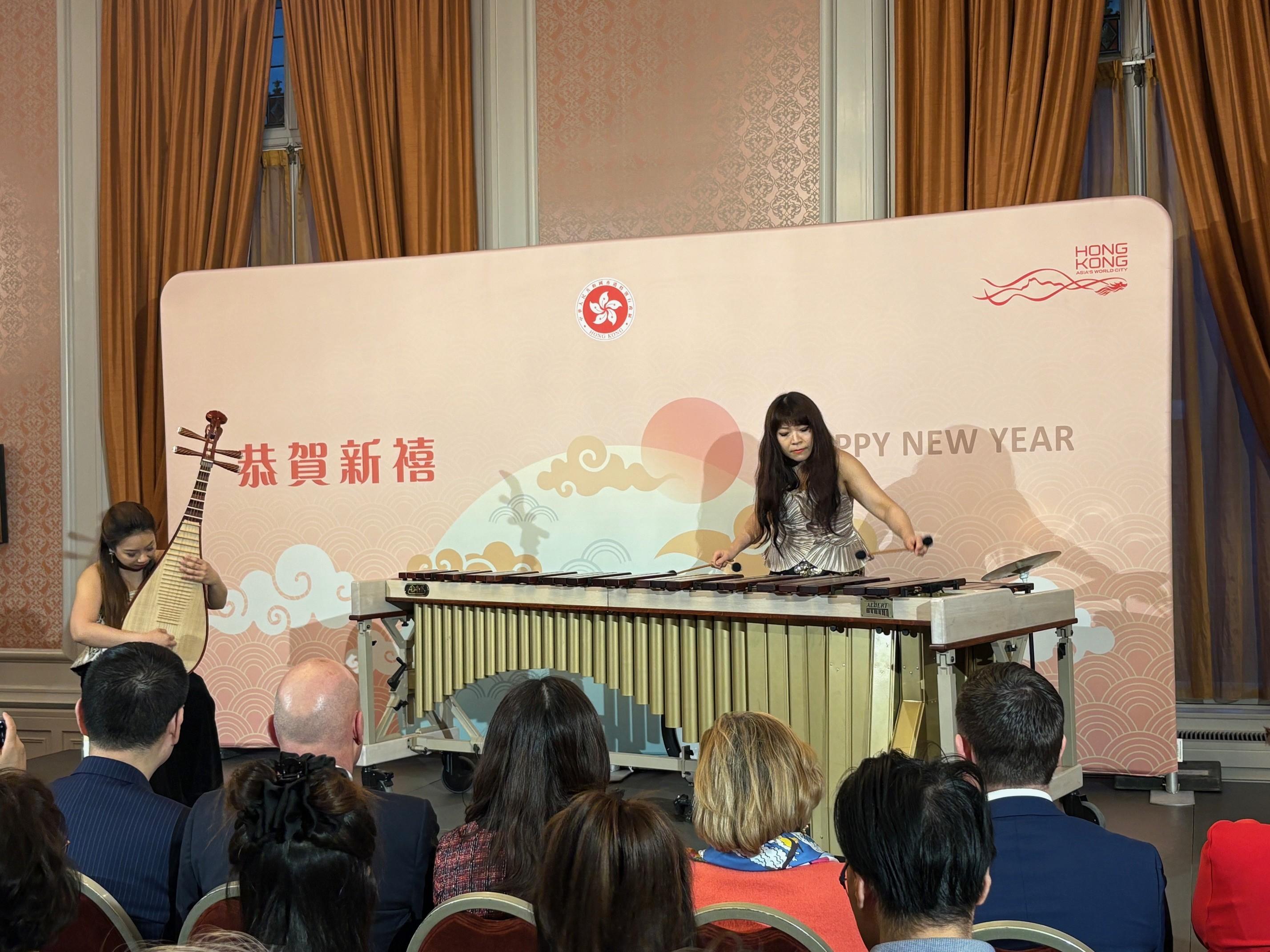 The Hong Kong Economic and Trade Office in Brussels continues Chinese New Year celebrations in Europe. Photo shows a marimba and pipa performance at the Chinese New Year reception in The Hague, the Netherlands, on February 25 (The Hague time) by Hong Kong musicians Fiona Foo and Charmaine Wong.