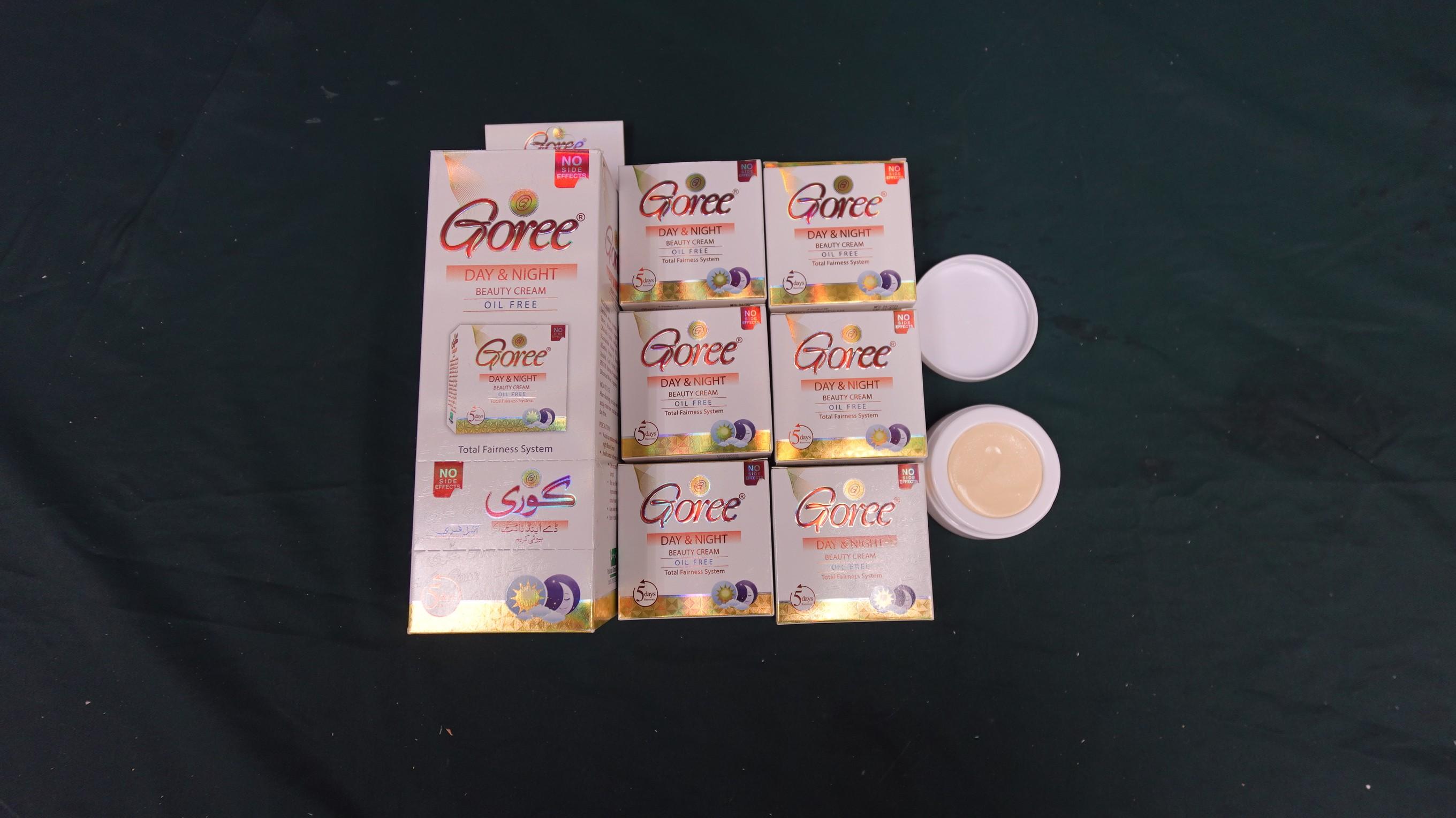 Hong Kong Customs and the Environmental Protection Department today (March 6) urged members of the public to stop using three types of whitening cream containing excessive mercury. Photo shows one type of the regulated mercury-added whitening creams involved in the case.
