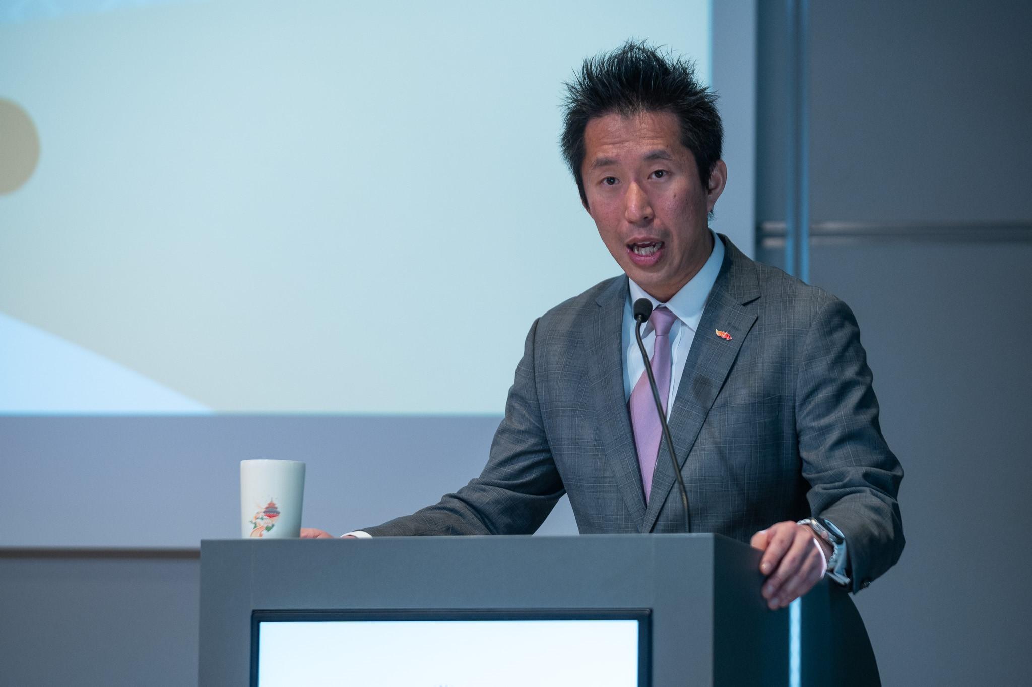 The Hong Kong Economic and Trade Office, Berlin (HKETO Berlin) hosted a Chinese New Year reception in Ljubljana, Slovenia, on March 3 (Ljubljana time) to celebrate the Year of the Horse. The Director of the HKETO Berlin, Mr Indiana Wong, delivers his welcome remarks at the reception.