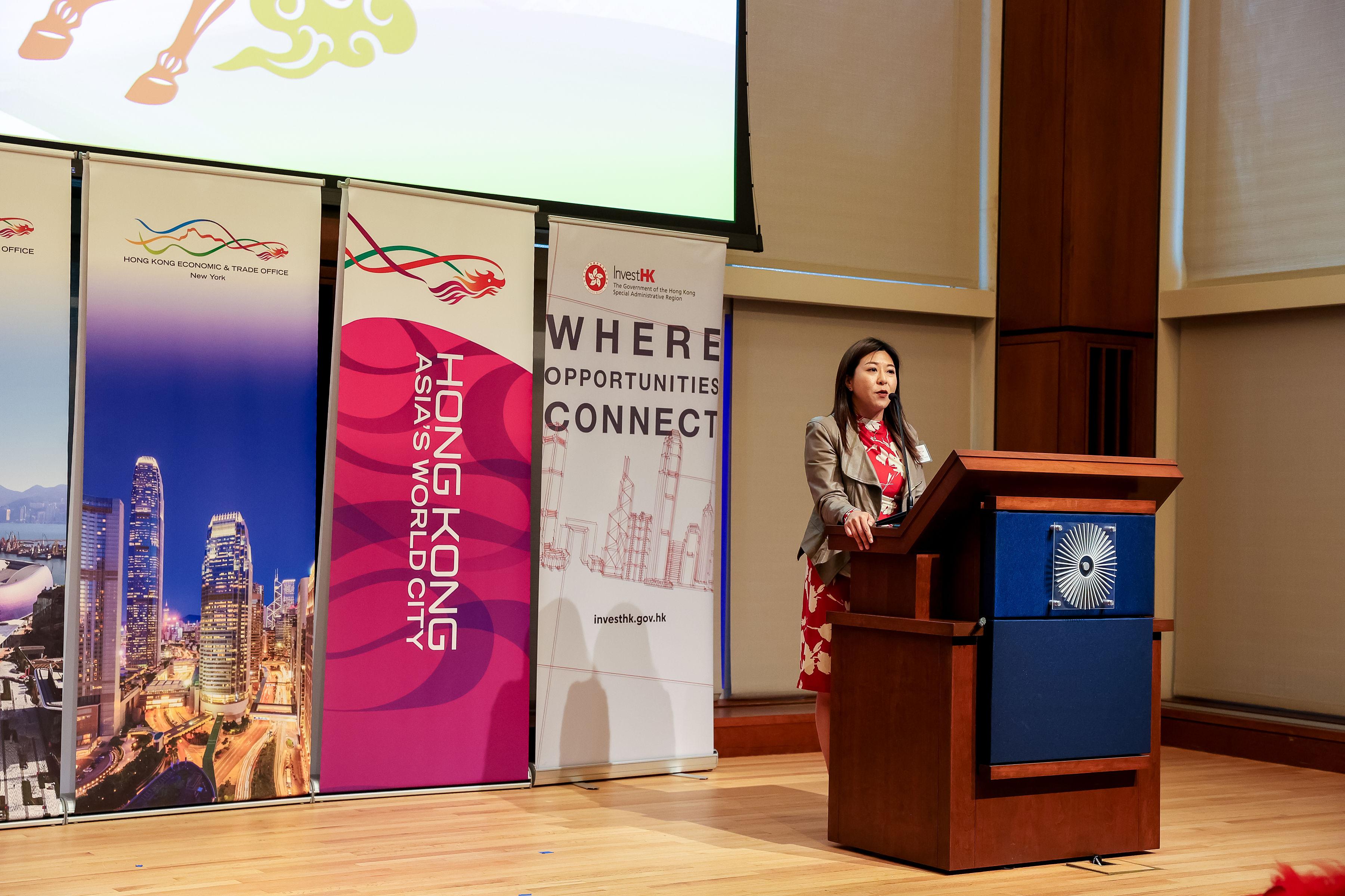 The Hong Kong Economic and Trade Office, New York (New York ETO) hosted a business forum and spring reception in Philadelphia on March 12 (Philadelphia time). Photo shows the Director of New York ETO, Ms Maisie Ho, delivering the welcome remarks at the spring reception.