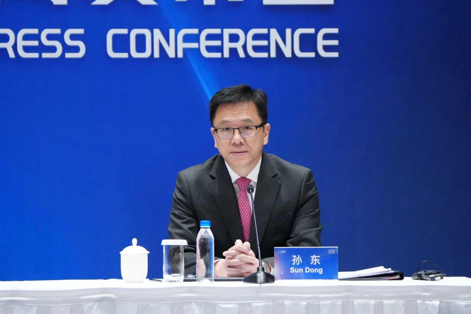 The Secretary for Innovation, Technology and Industry, Professor Sun Dong, attended a press conference on the 2026 World Internet Conference (WIC) Asia Pacific Summit  in Beijing this morning (March 17), together with the Secretary-General of the WIC, Mr Ren Xianliang, to announce that Hong Kong will once again host the Asia Pacific Summit this year.