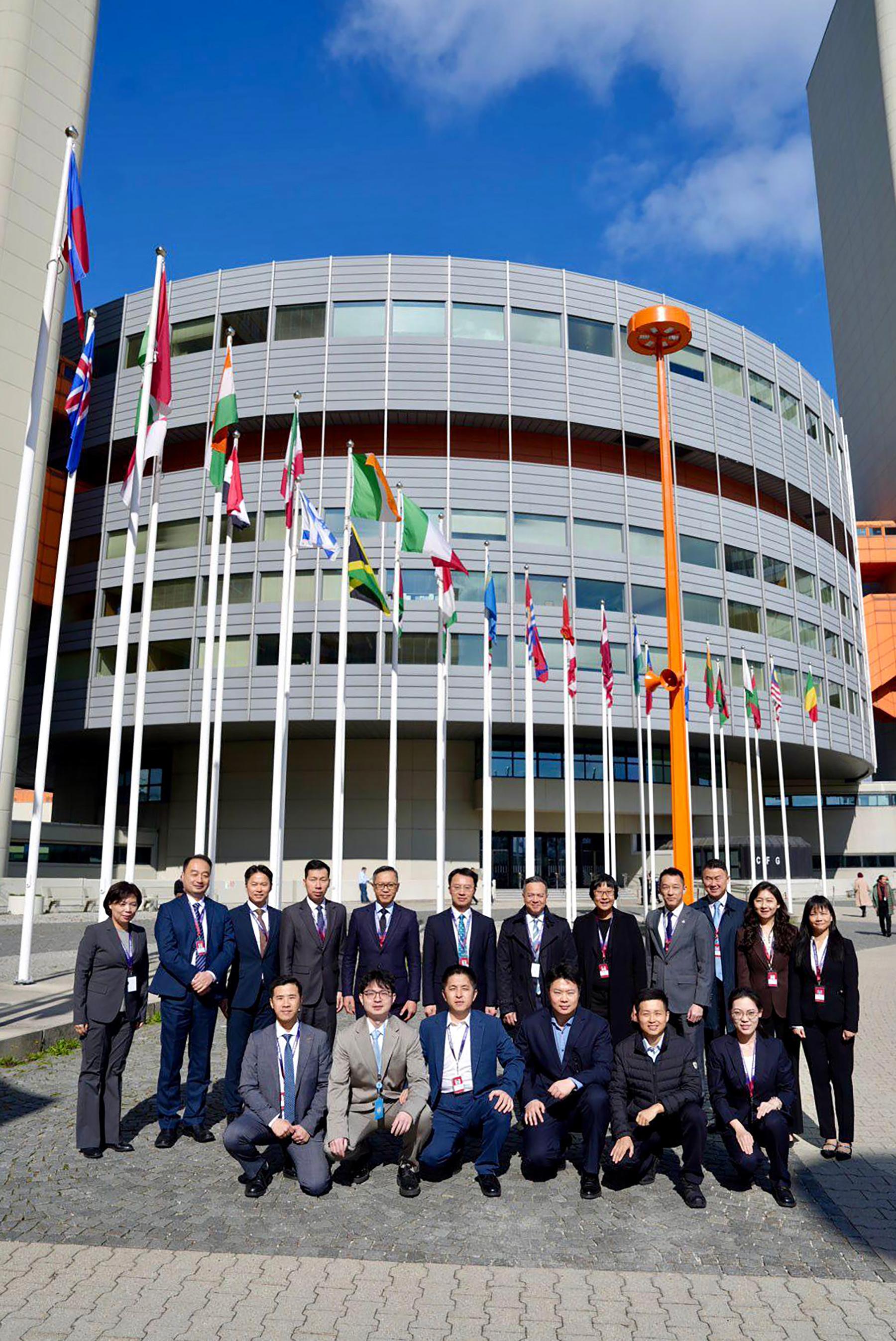 The Commissioner of Police, Mr Chow Yat-ming, led a Hong Kong delegation, as part of the national delegation, to attend the Global Fraud Summit 2026 held in Vienna, Austria, on March 16 and 17 (Vienna time). Photo shows the Deputy Director General of the Criminal Investigation Department of the Ministry of Public Security of the People's Republic of China, Mr Zhu Lei (back row, sixth left); the Commissioner of Police, Mr Chow Yat-ming (back row, sixth right); the Director of the Macao Judiciary Police, Mr Sit Chong-meng (back row, fifth left); the Assistant Commissioner of Police (Crime), Ms Chung Wing-man (back row, fifth right); the Chief Superintendent of Police Commercial Crime Bureau, Mr Wong Chun-yue (back row, fourth right), and other members of the delegation.