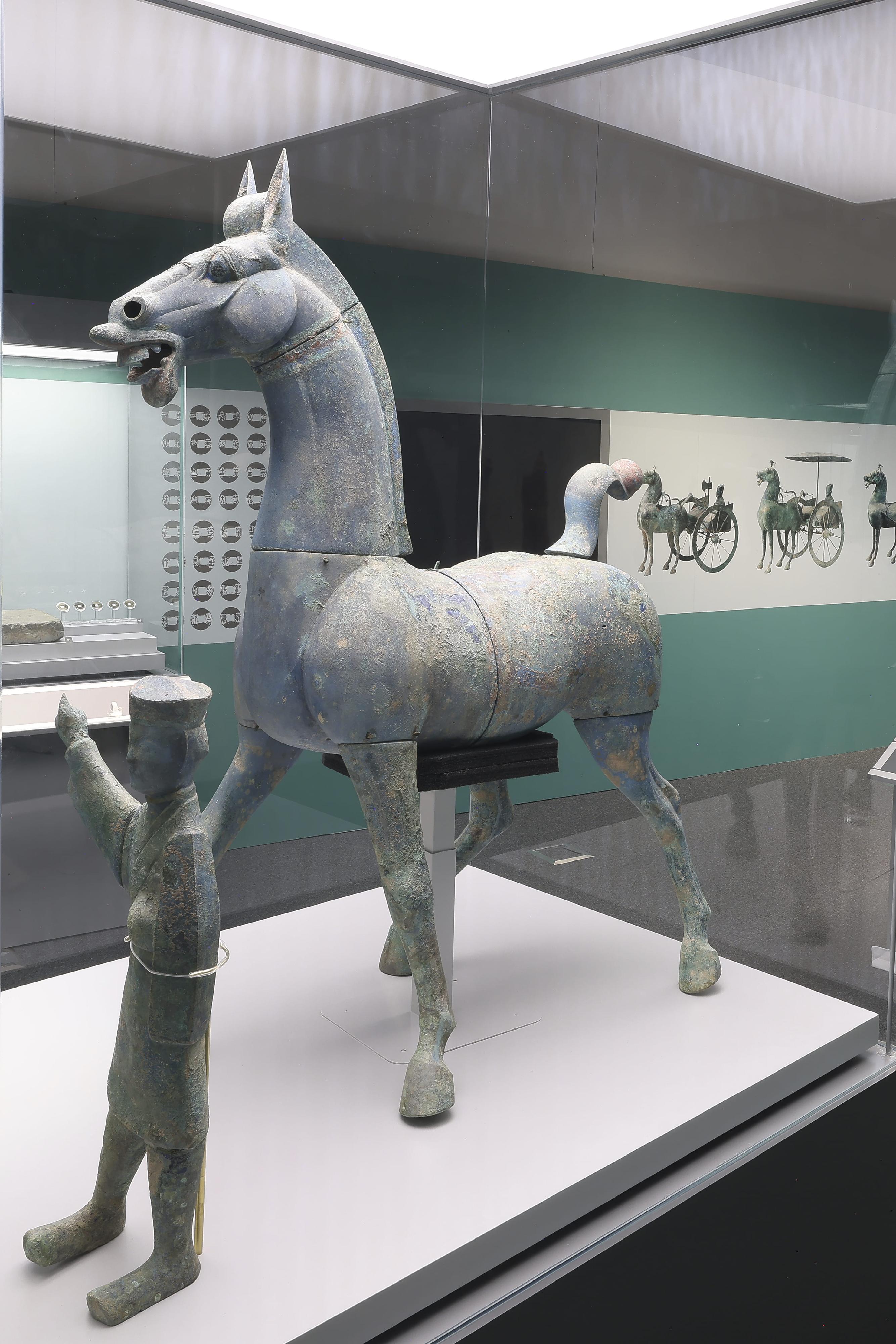 The opening ceremony of the exhibition titled &ldquo;The Majestic Han: A Golden Age of Vigour and Cultural Integration&rdquo; was held today (March 19) at the Hong Kong Heritage Discovery Centre. Photo shows the Han precious bronze horse-leading figurine and bronze horse. 