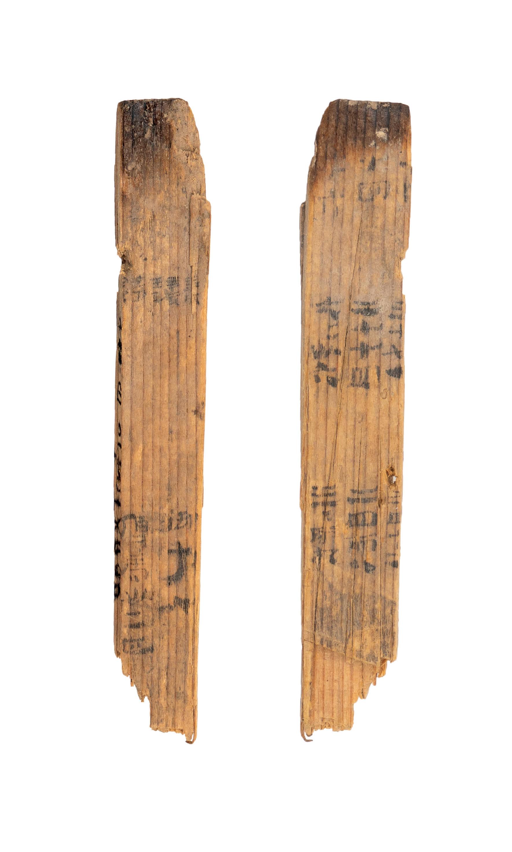 The opening ceremony of the exhibition titled &ldquo;The Majestic Han: A Golden Age of Vigour and Cultural Integration&rdquo; was held today (March 19) at the Hong Kong Heritage Discovery Centre. Photo shows the arithmetical slips unearthed at the Xuanquan relay station site in Dunhuang.