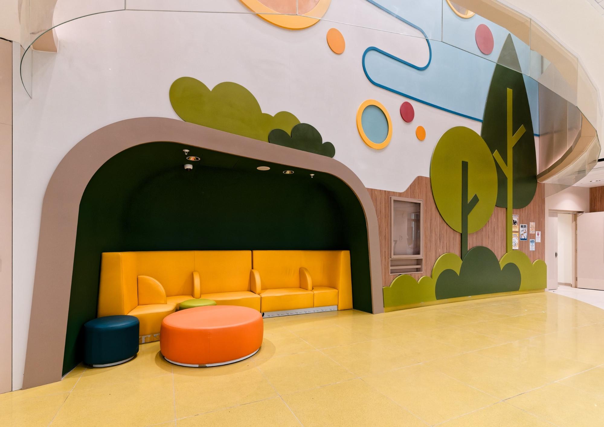 The Child and Adolescent Psychiatric Specialist Out-patient Services of Kwai Chung Hospital will be the first to commence operations in a new block from March 30 this year. (Photo credit to Hospital Authority)