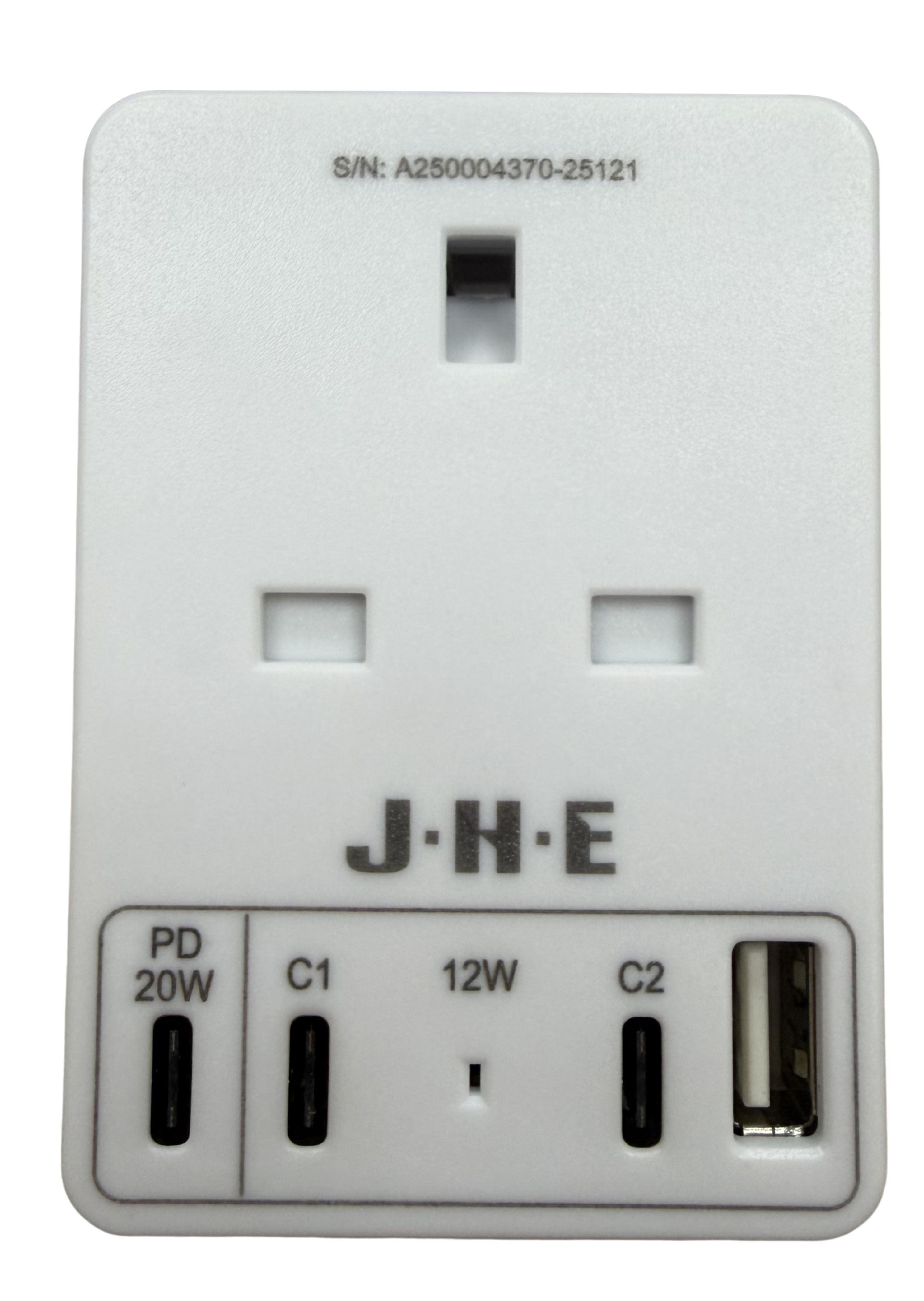 機電工程署今日（三月二十五日）呼籲市民停用一款JHE牌適配接頭（型號：JHE-SU082PD）。圖示該款適配接頭。