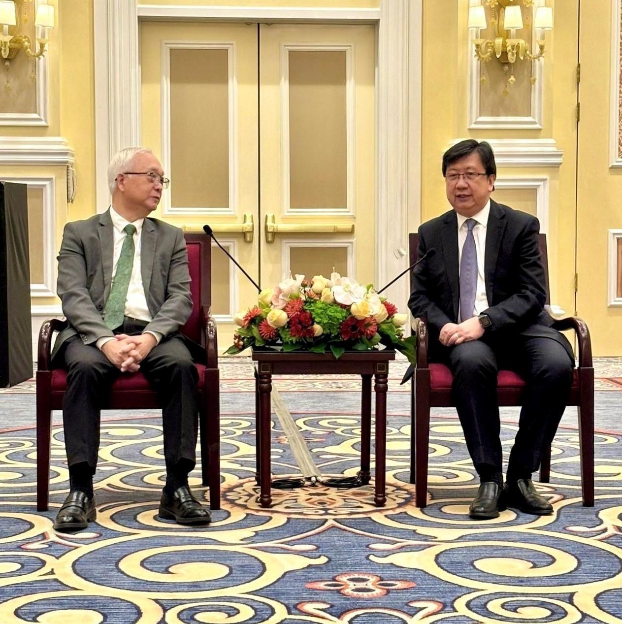 The Secretary for Environment and Ecology, Mr Tse Chin-wan, today (March 26) attended the 2026 Macao International Environmental Co-operation Forum & Exhibition in Macao. Photo shows Mr Tse (left), calling on the Secretary for Transport and Public Works of the Macao Special Administrative Region Government, Mr Tam Vai-man, to exchange views on various environmental subjects and collaboration opportunities.