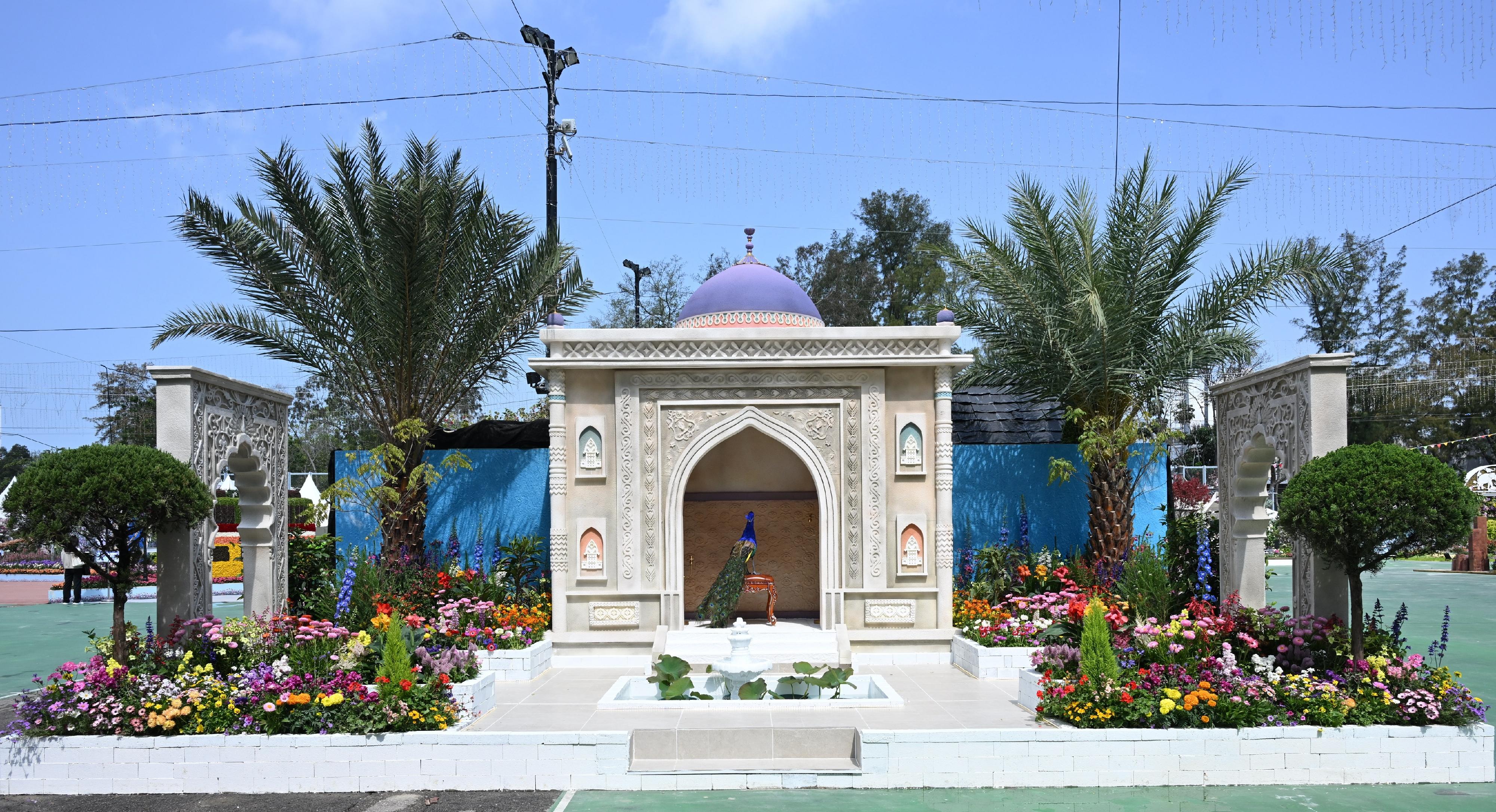 The Hong Kong Flower Show 2026, currently running at Victoria Park, is displaying the winning entries of the Leisure and Cultural Services Department's Oriental and Western Style Garden Plot Competitions. Photo shows Southern District's "Moonlit Indian Garden", which is the winner of the Most Creative Award for an Oriental Style Garden.