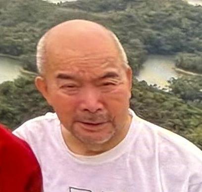 He Chengan, aged 79, is about 1.6 metres tall, around 60 kilograms in weight and of medium build. He has a round face with yellow complexion and short white hair. He was last seen wearing a blue checkered long-sleeved shirt, black trousers, dark blue shoes and carrying a black crossbody bag.