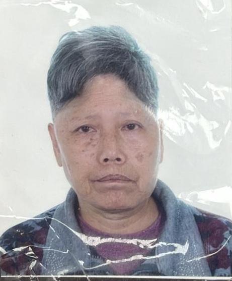 Zou Xiao, aged 70, is about 1.6 metres tall, 50 kilograms in weight and of thin build. She has a square face with yellow complexion and short grey and white hair. She was last seen wearing a yellow and white shirt, black trousers and white shoes.