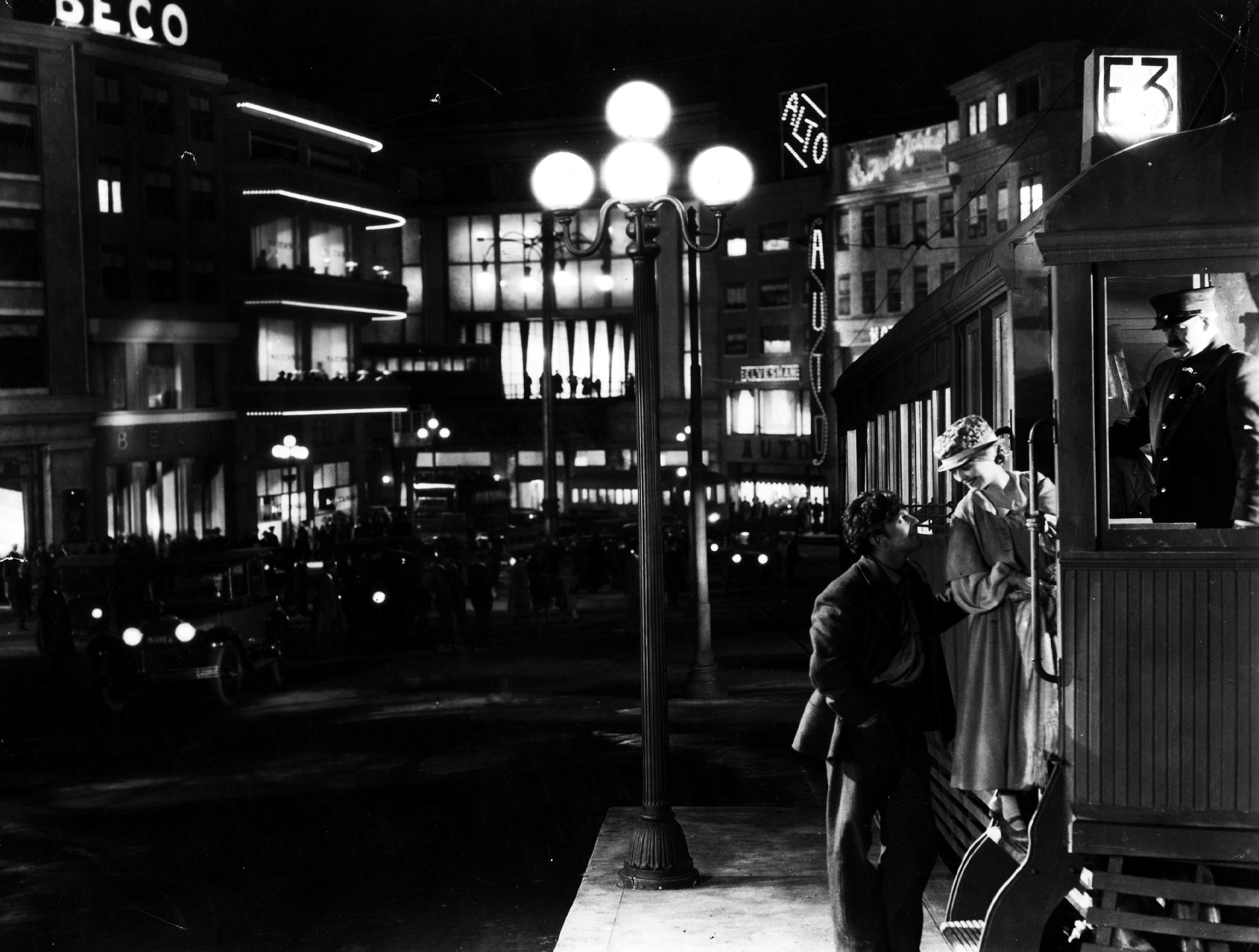 The Hong Kong Film Archive of the Leisure and Cultural Services Department will present a film programme in May titled "Restored Treasures - Film Marathon". Photo shows a film still of "Sunrise: A Song of Two Humans" (1927) (2K Digitally Restored Version). (Courtesy of Park Circus/Disney)