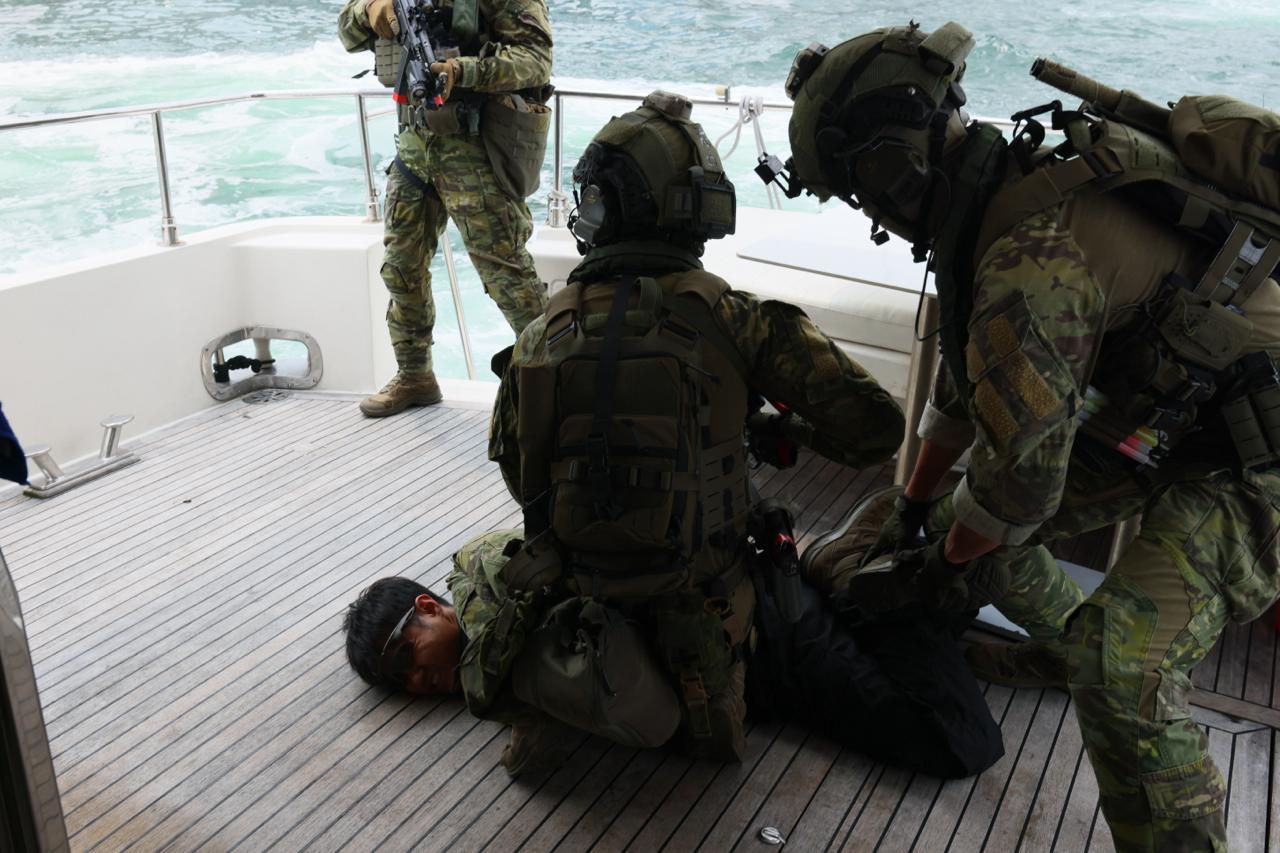 The Hong Kong Police Force (HKPF) today (April 16), in collaboration with the INTERPOL and police forces from other jurisdictions, cybersecurity agency and operators of critical infrastructures, conduct the Counter Cyber and Physical Terrorism Joint Exercise 2026, codenamed &ldquo;STEALTHNET&rdquo;. Photo shows officers of the Special Duties Unit subduing a terrorist.