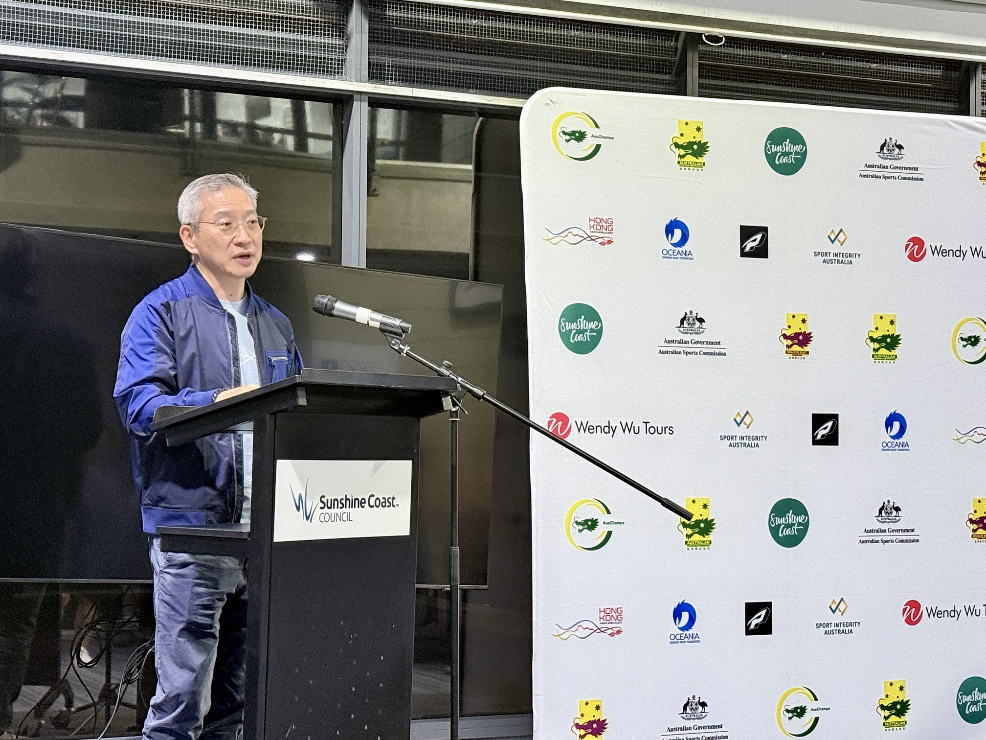 The Director of the Hong Kong Economic and Trade Office, Sydney, Mr Ricky Chong, delivers a speech at the Welcoming Function of the Australian Dragon Boat Championships yesterday (April 18).