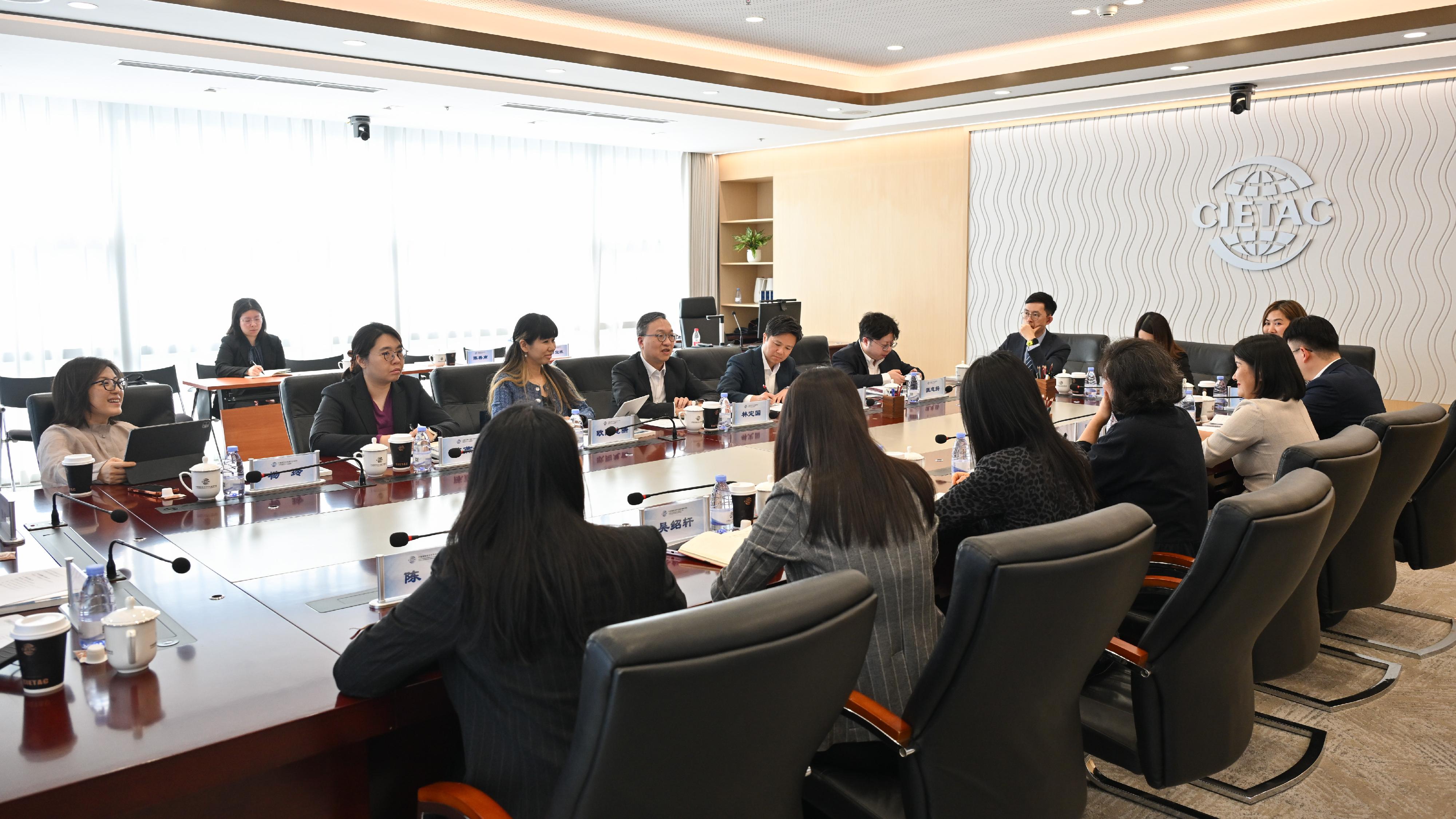 The Secretary for Justice, Mr Paul Lam, SC, continued his visit to Beijing. Photo shows Mr Lam (fourth left), visiting the China International Economic and Trade Arbitration Commission on April 22. The Law Officer (Civil Law), Mr Clifford Tavares (fifth left) also joined the visit.