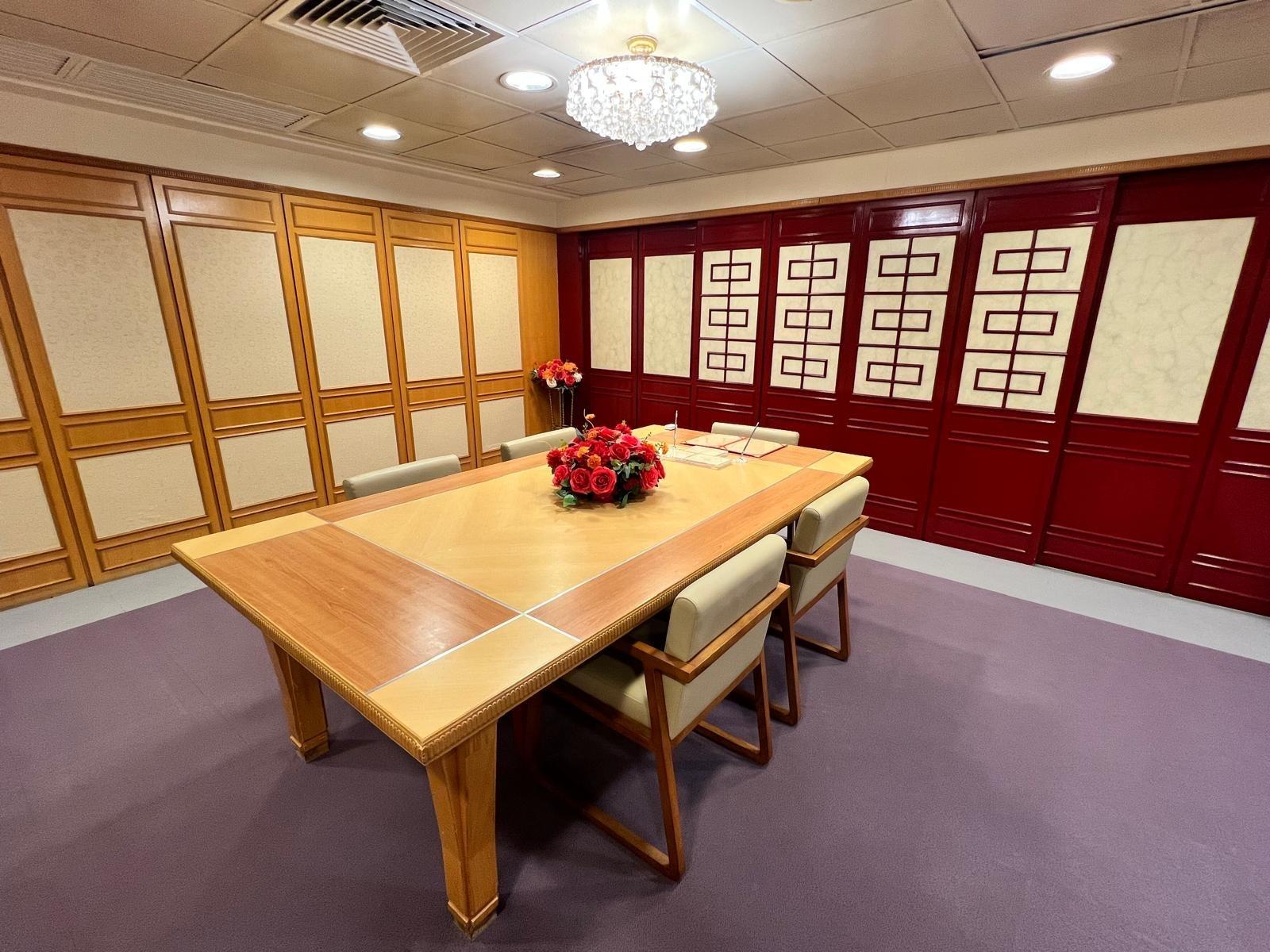 Services of the marriage hall on the Upper Basement of Tsim Sha Tsui Marriage Registry will be suspended from August 24 to September 20, 2026 for refurbishment works.  During the period, marrying parties wishing to celebrate their marriage may choose to use the marriage solemnisation services at the marriage hall on Level 3 of Tsim Sha Tsui Marriage Registry or other marriage registries.  Photo shows the marriage hall on Level 3 of Tsim Sha Tsui Marriage Registry.