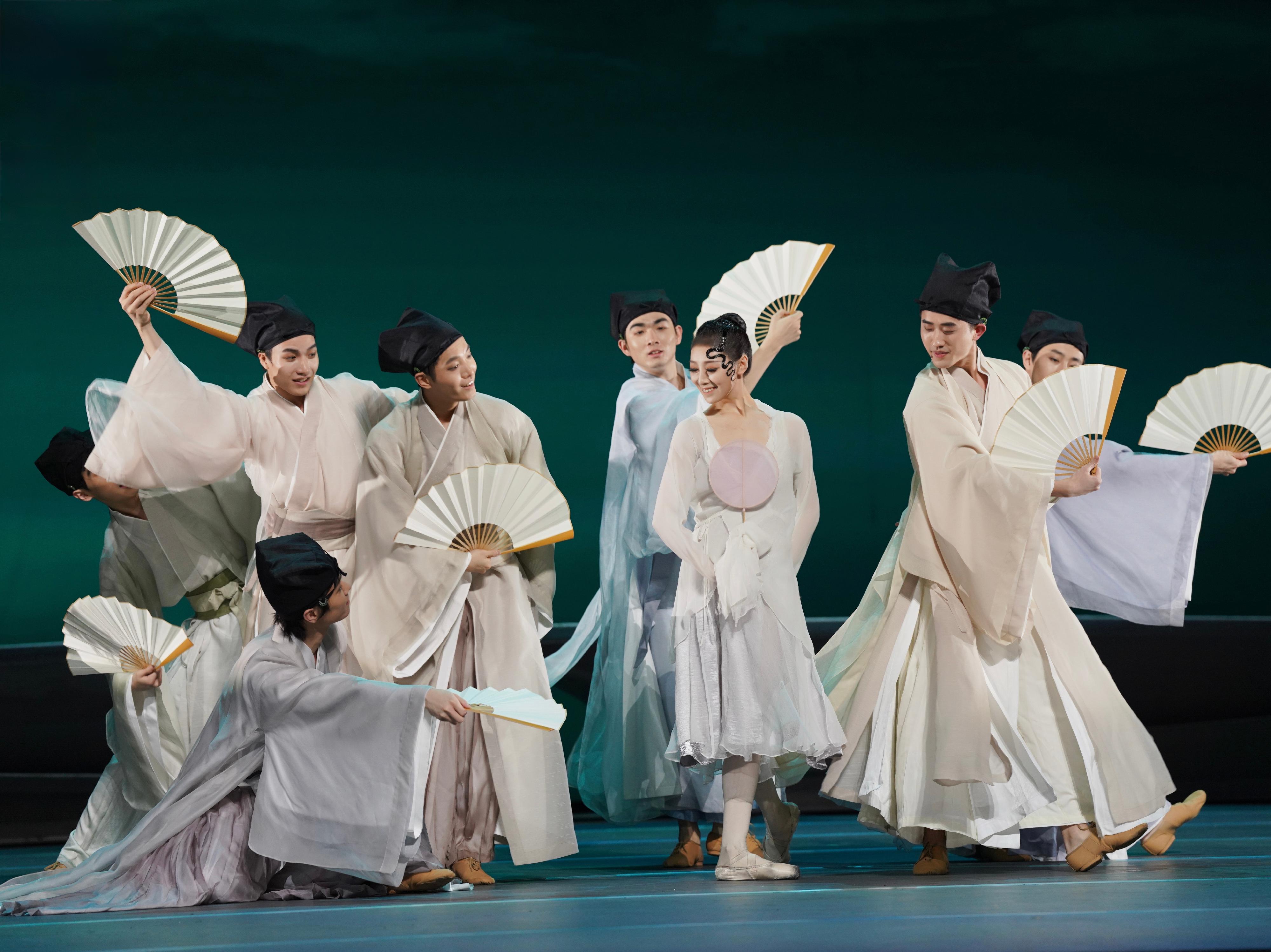 The opening programme of the Chinese Culture Festival 2026, "Dance Drama 'Lady White Snake' by Shanghai Grand Theatre", will be staged in Hong Kong in June. Photo shows a scene from "Lady White Snake".