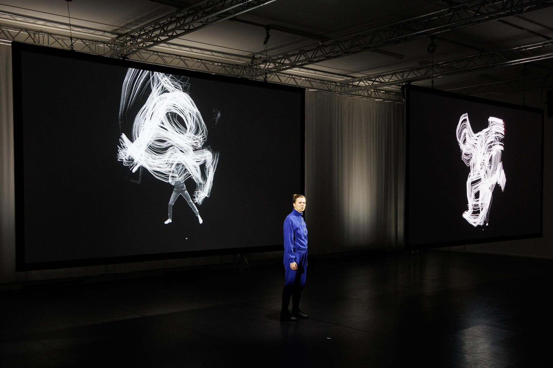 The Hong Kong Economic and Trade Office, Berlin hosted a Hong Kong reception at the 20th Munich Biennale on May 10 (Munich time). Photo shows the applied research art tech project ARCHE, which combines kung fu and opera elements.