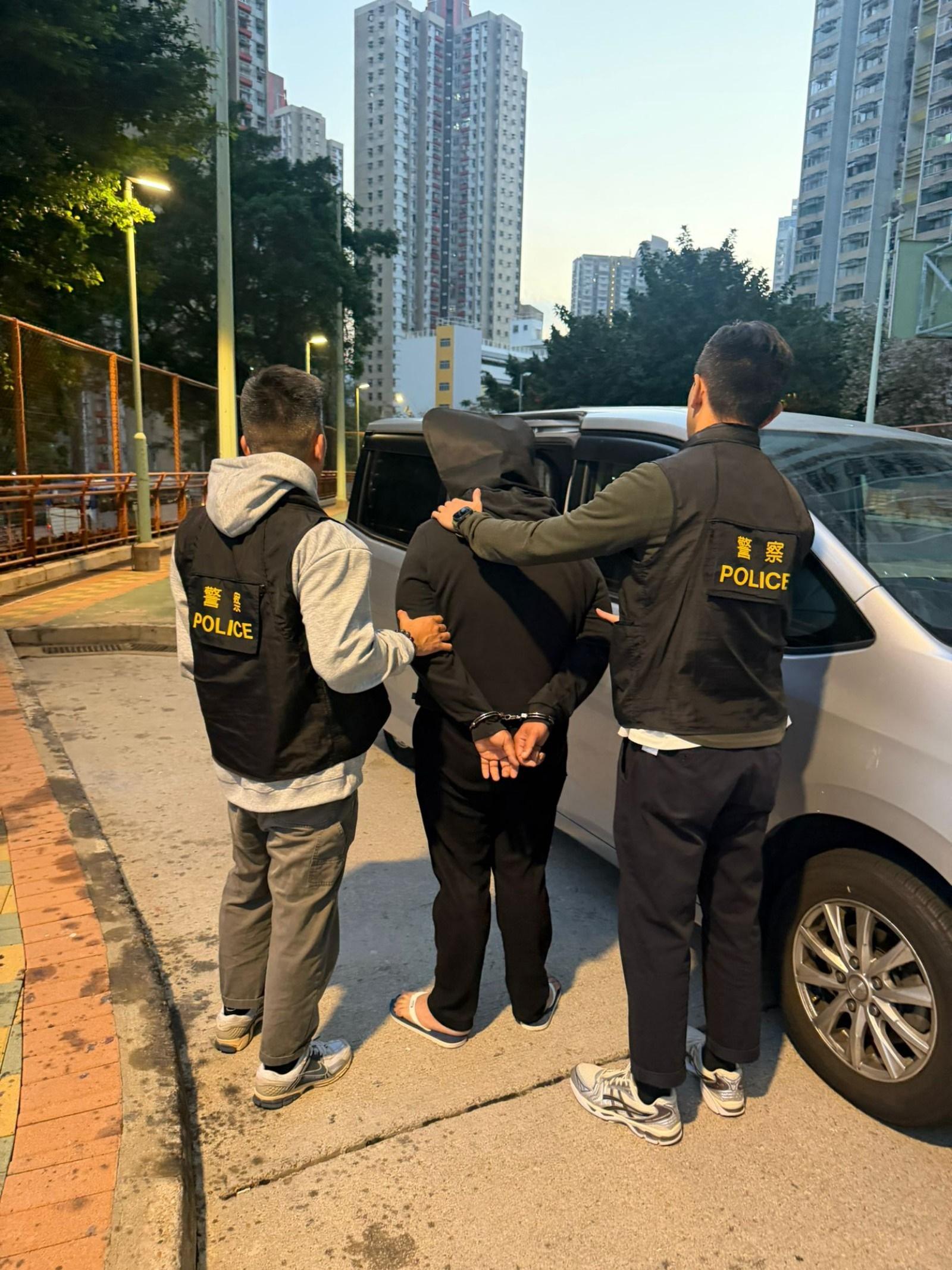 The Hong Kong Police Force (HKPF), in collaboration with the Police forces from nine countries and regions, conducted a joint operation through the Cross-Border Anti-Scam Collaboration Platform &ldquo;FRONTIER+&rdquo; from March 10 to May 7. Photo shows personnel of the HKPF arresting suspects in the joint operation.

