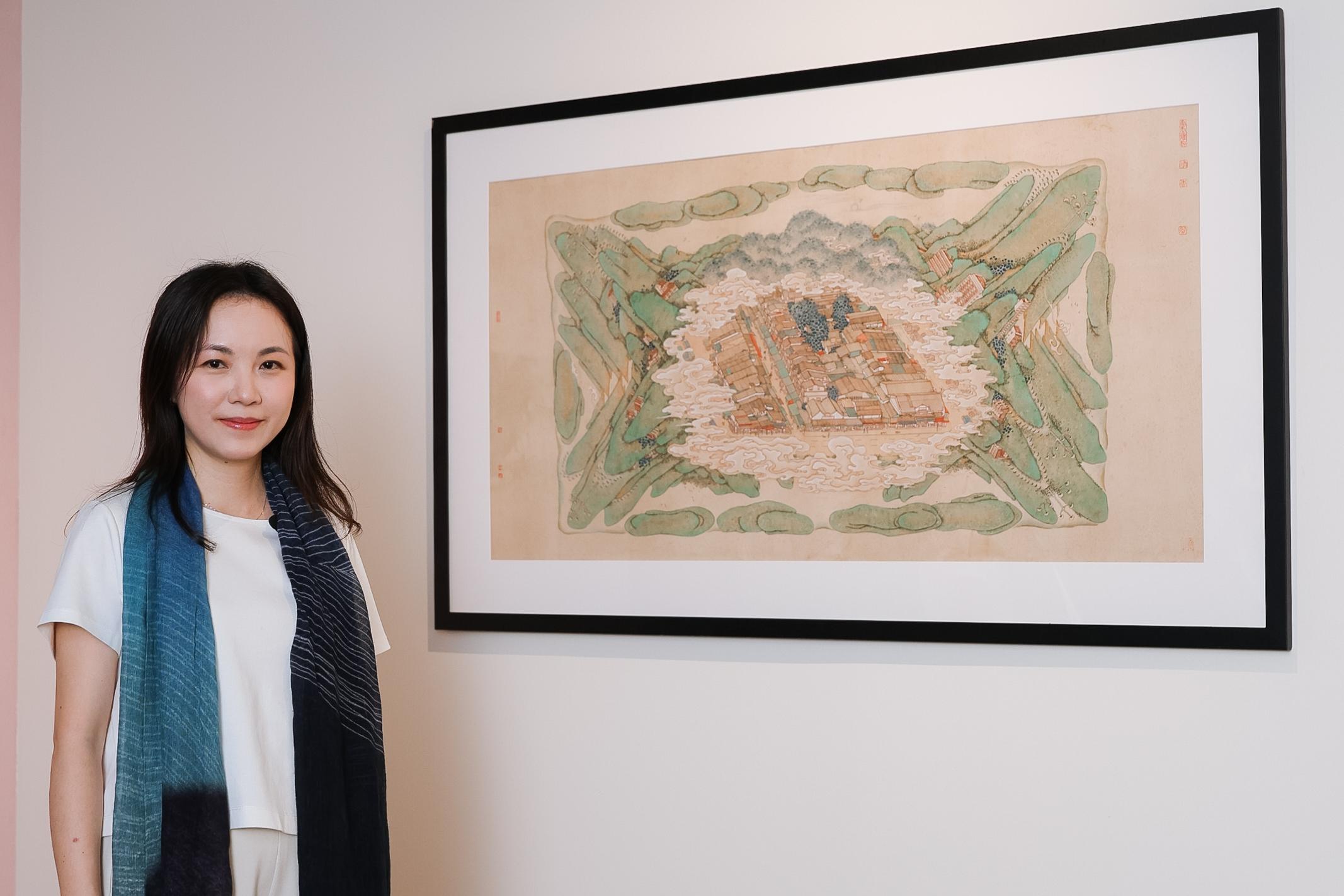 Jointly organised by the Art Promotion Office and the Shenzhen Fringe Art Center, the fifth exhibition "Illusory Landscapes" of the "Ink Art Ensembles" Exhibition Series in the Greater Bay Area is on display until July 12 at the Guancheng Art Museum in Dongguan. Photo shows Hong Kong artist Barbara Choi and her artwork "Day and Night of Wholesale Fruit Market".