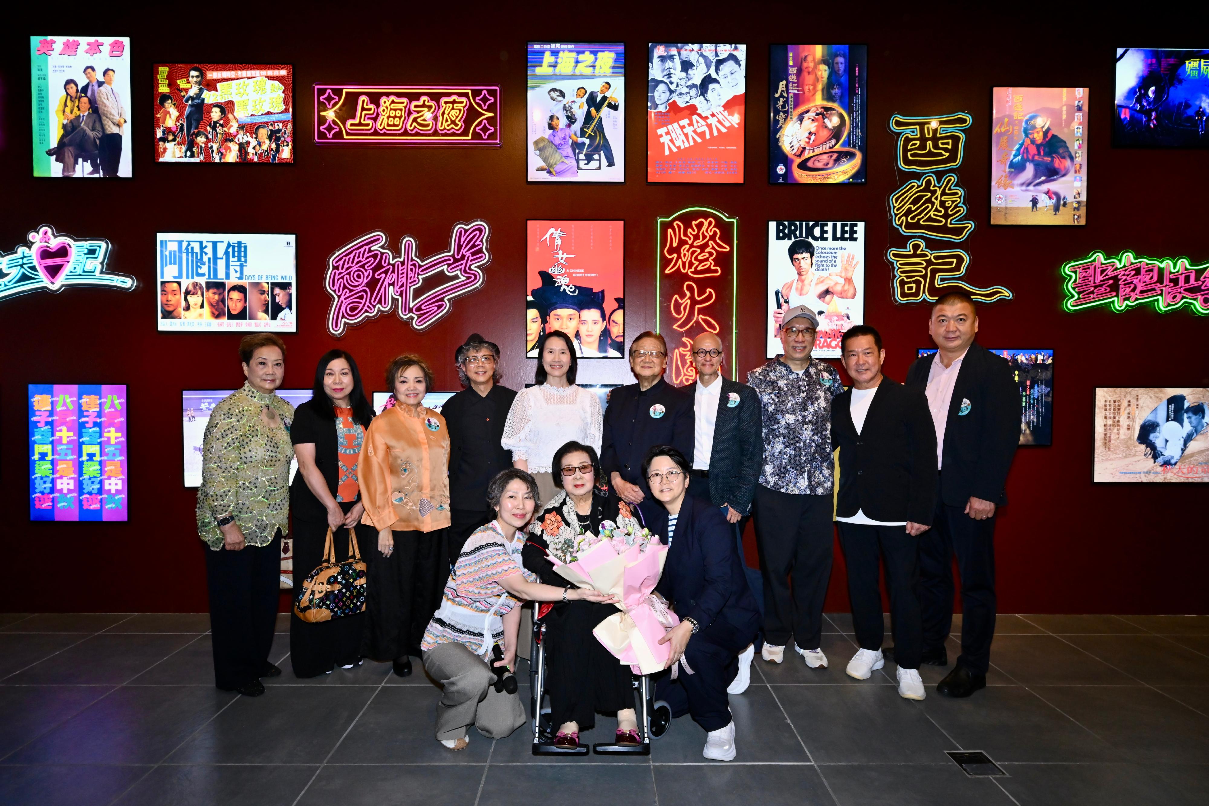 The opening ceremony of the "Hong Kong Film Archive Stories: Treasure Hunting for 25 Years" exhibition was held today (June 2) at the Hong Kong Heritage Museum. Photo shows guests visiting the exhibition. 