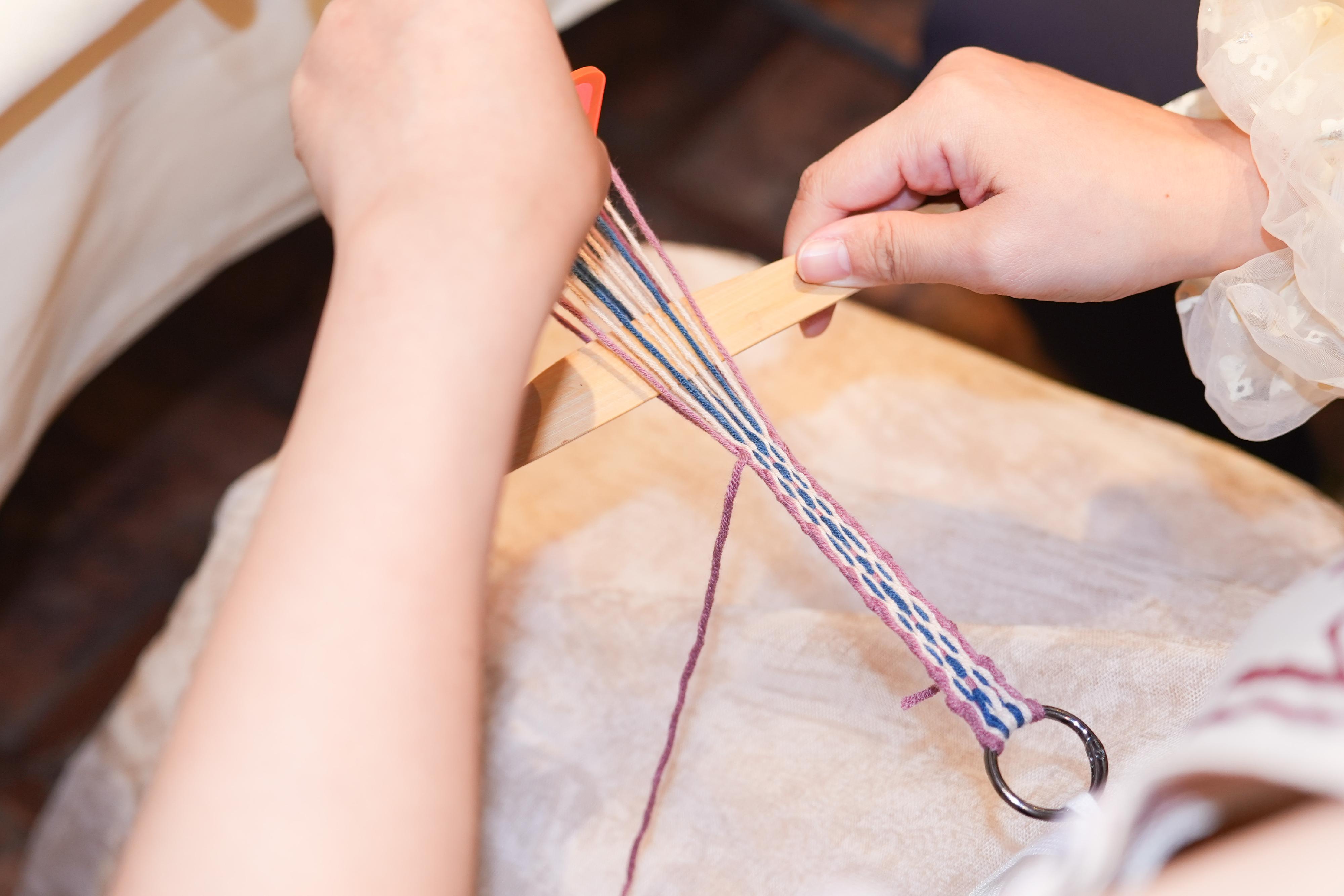 The 10th Anniversary Fun Day@HK ICH Centre will be held today and tomorrow (June 13 to 14) at the Hong Kong Intangible Cultural Heritage Centre. Photo shows the patterned band weaving workshop.