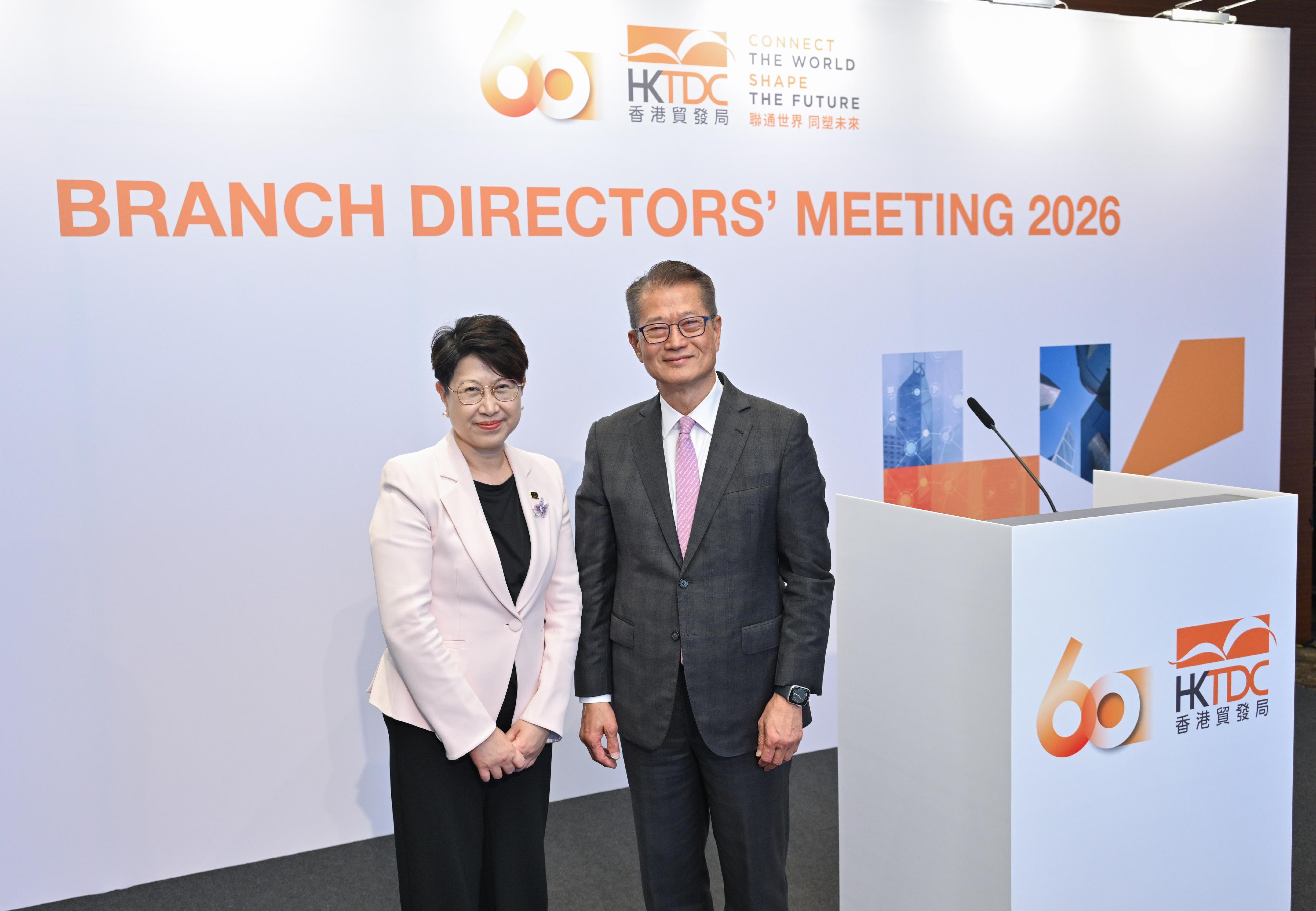 The Financial Secretary, Mr Paul Chan, attended the keynote luncheon of the Hong Kong Trade Development Council (HKTDC) Branch Directors' Meeting today (June 15). Photo shows Mr Chan (right) and the Executive Director of the HKTDC, Ms Sophia Chong (left), at the luncheon.