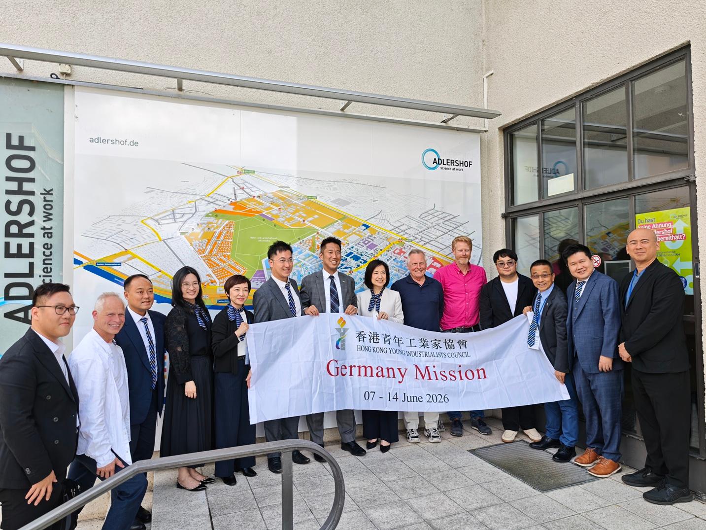 The Hong Kong Economic and Trade Office, Berlin (HKETO Berlin) supported a delegation visit by the Hong Kong Young Industrialists Council (HKYIC) to Berlin, Germany, June 11 and 12 (Berlin time). Photo shows HKETO Berlin and HKYIC members visiting the Science and Technology Park Berlin Adlershof on June 11 (Berlin time).