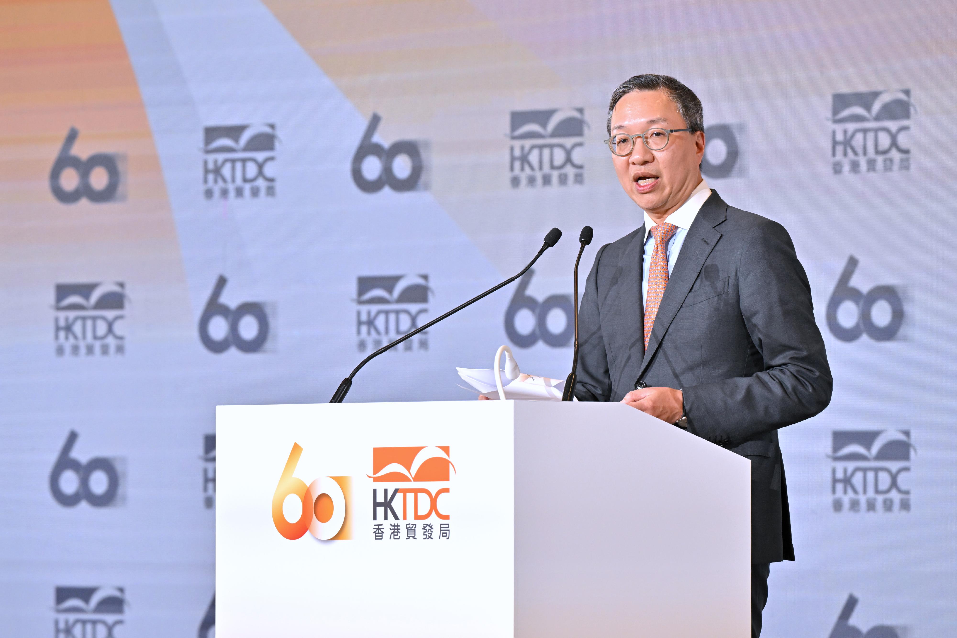 The Secretary for Justice, Mr Paul Lam, SC, speaks at the Hong Kong Trade Development Council's 60th Anniversary Cocktail Reception today (June 16).