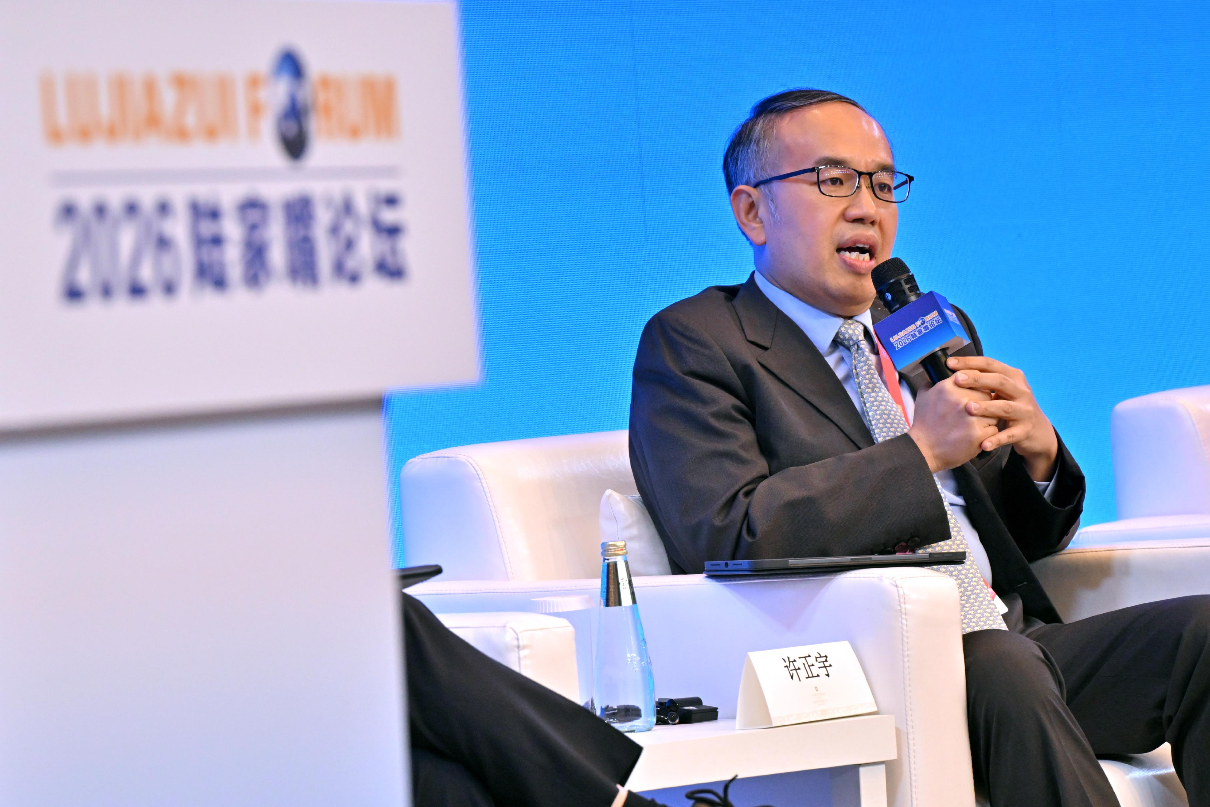 The Secretary for Financial Services and the Treasury, Mr Christopher Hui, attended the 2026 Lujiazui Forum in Shanghai today (June 17). Photo shows Mr Hui speaking at the Plenary Session IV - "Empowering High-standard Financial Opening-up Through Shanghai-Hong Kong Financial Synergy", elaborating on the vast area of development in financial co-operation between Shanghai and Hong Kong.