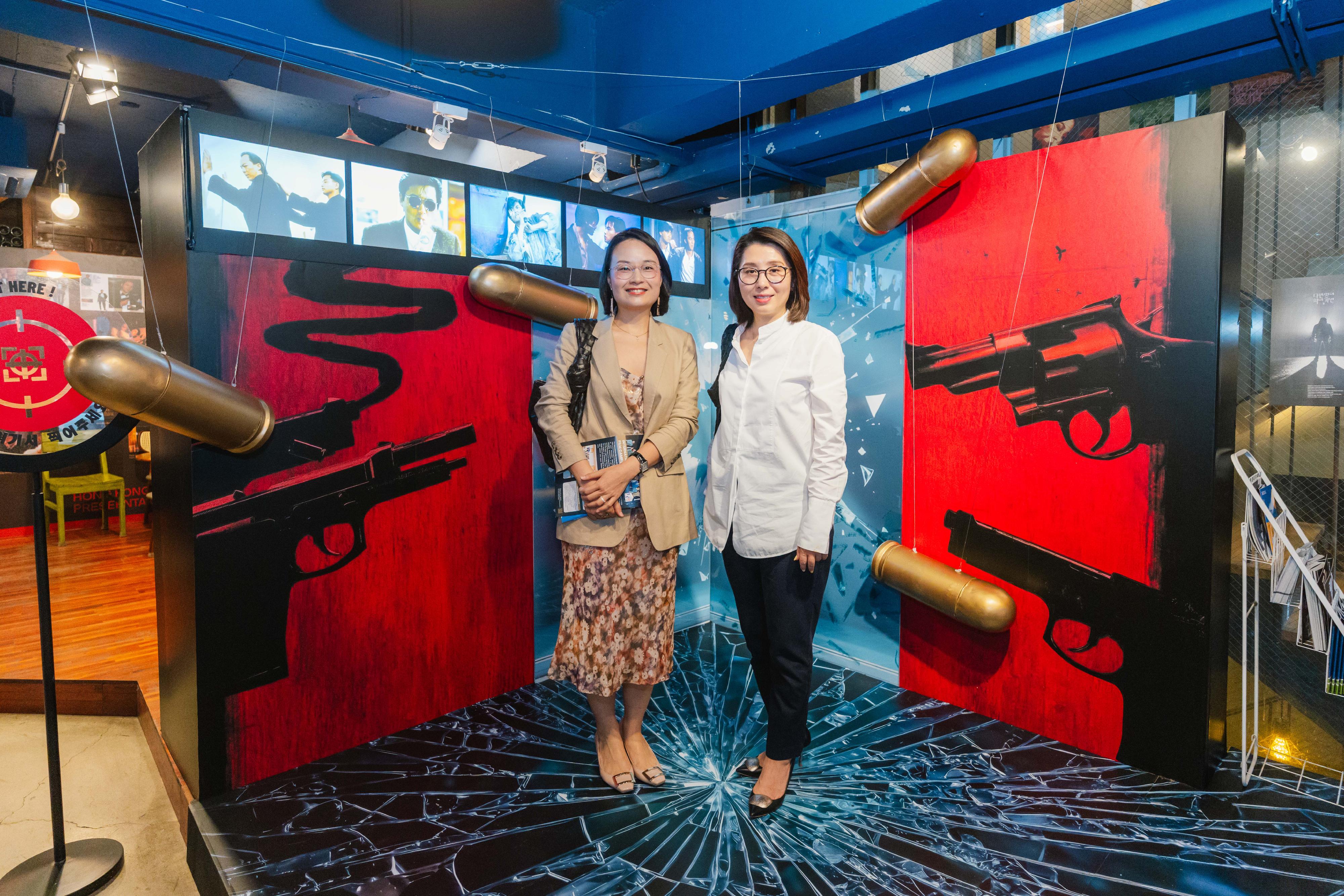 The Hong Kong Economic and Trade Office in Tokyo supports the Hong Kong Film Gala Presentation in Seoul organised by the Asian Film Awards Academy in Seoul, Korea, from June 26 to July 5. The presentation features screenings of a number of Hong Kong films for local audiences, with a view to promoting Hong Kong film culture and fostering cultural exchanges between Hong Kong and Korea. Photo shows the Principal Hong Kong Economic and Trade Representative (Tokyo), Ms Gillian Lam (left), touring a special exhibition themed "Hong Kong Urban Culture and Cinematic Memories" today (June 26).
