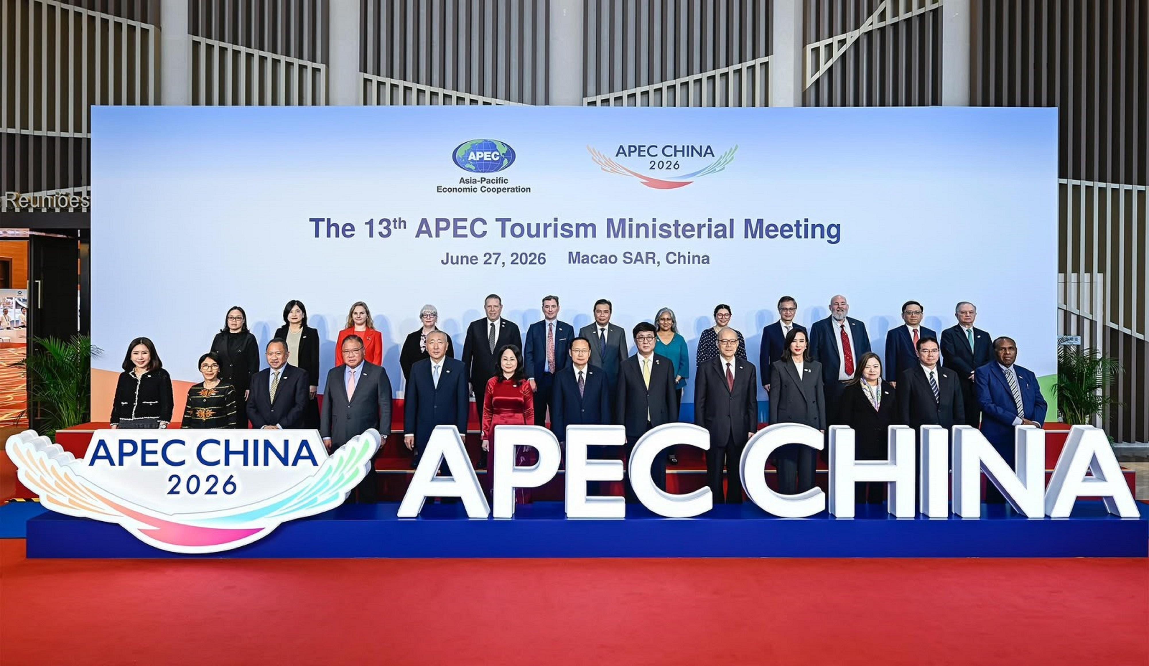 The Secretary for Culture, Sports and Tourism, Miss Rosanna Law, today (June 27) attended the 13th Asia-Pacific Economic Cooperation Tourism Ministerial Meeting in Macao. Photo shows Miss Law (front row, third right), the Minister of Culture and Tourism, Mr Sun Yeli (front row, centre) and other participants.