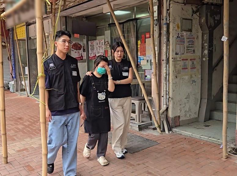 入境事務處於七月三日至昨日(七月九日)在全港多區展開反非法勞工行動。圖示懷疑非法勞工在行動中被捕。